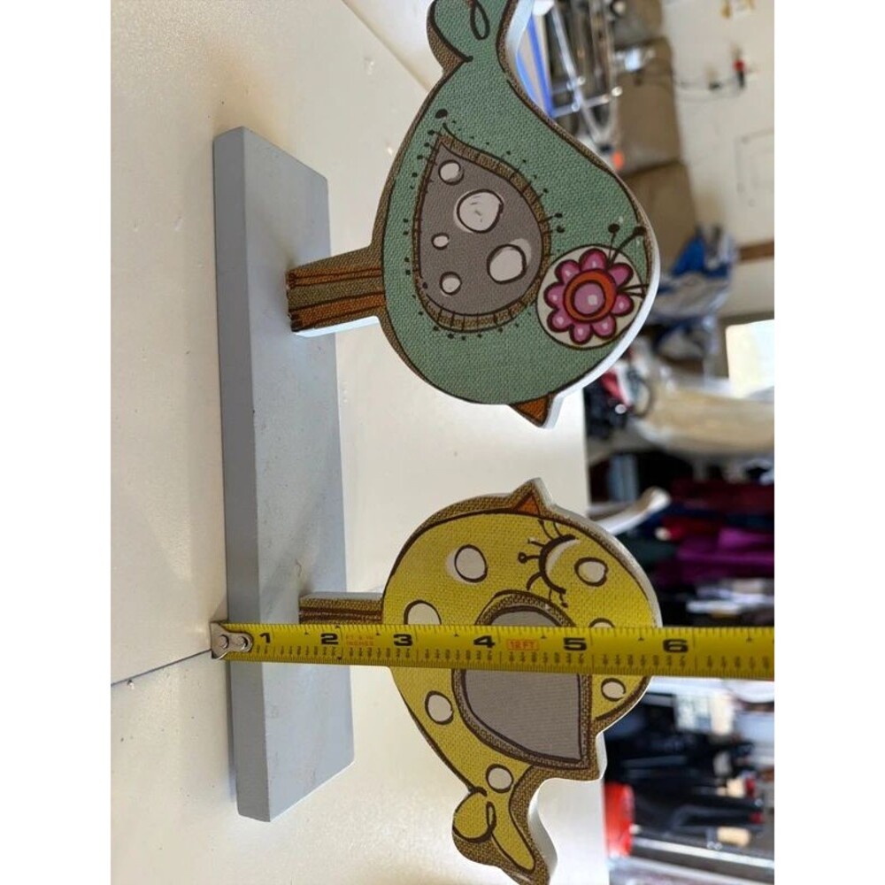 Decor - Picture 4 of 4